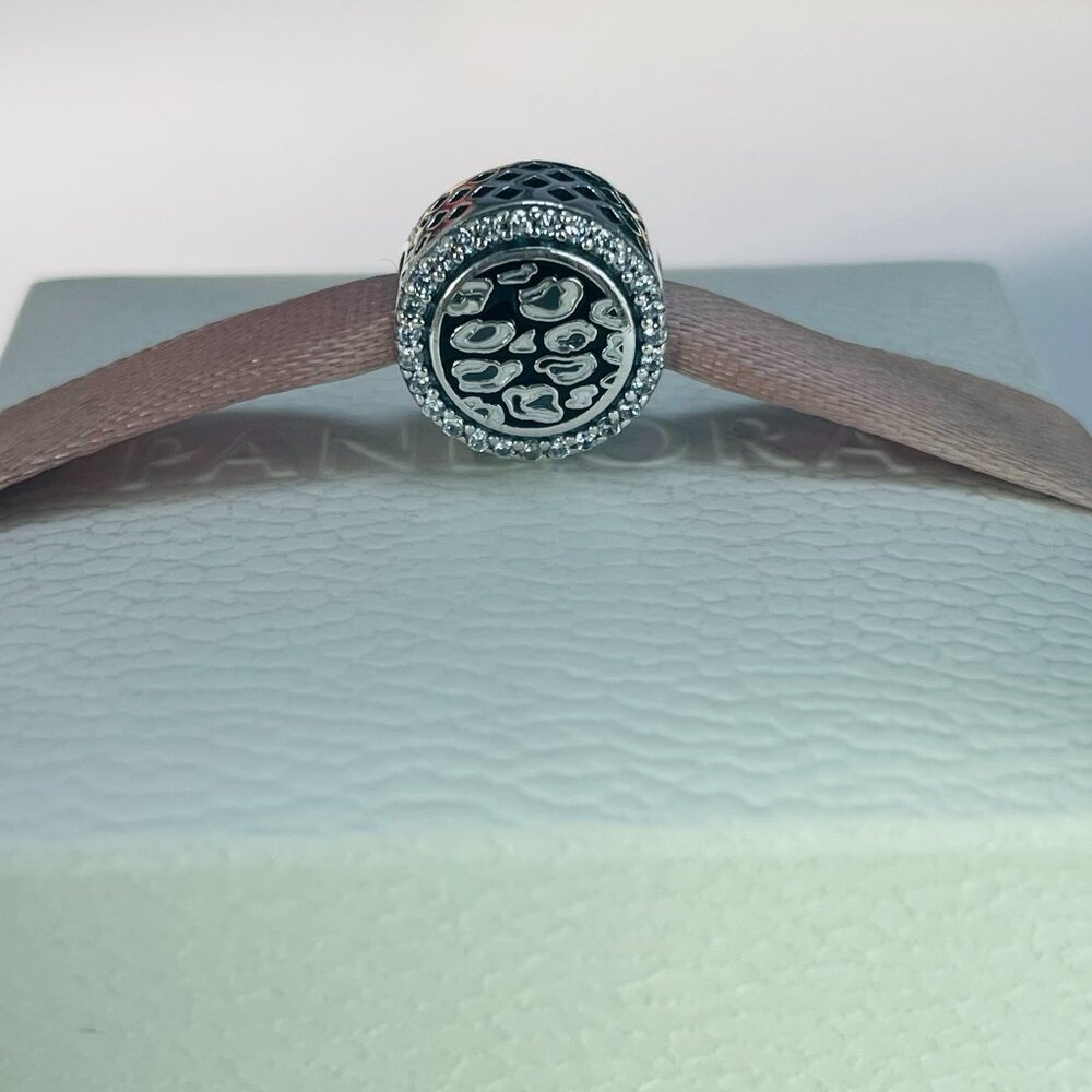 Pandora Black leopard print string Bead